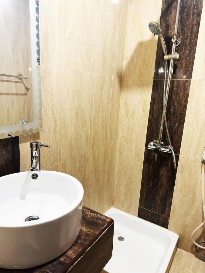 Hotel Leaders Plaza Salmiya Kuwait City Екстер'єр фото